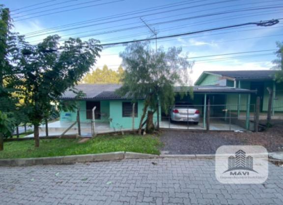 Casa de Esquina no Bairro Morada do Sol, 360m²