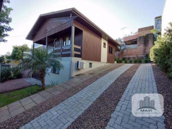 Chalé a venda no bairro Harmonia, 345m²