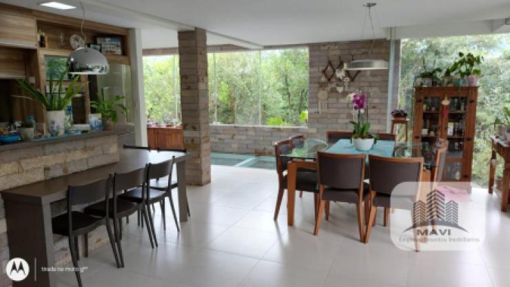 Casa moderna no Bairro Concórdia