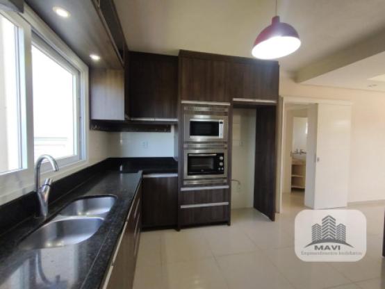 Casa de alto padrão no Bairro Jardim do Alto, 405m²