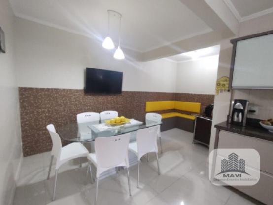 Casa no Bairro Vista Alegre, 214m²
