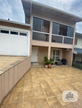 Casa no Bairro Vista Alegre, 214m²