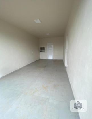 Casa de Esquina no Bairro Industrial, 325m²