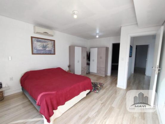 Casa no Bairro Jardim Panorâmico, 420m²