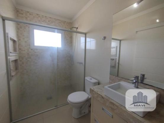 Casa de alto padrão no Bairro Jardim do Alto, 405m²