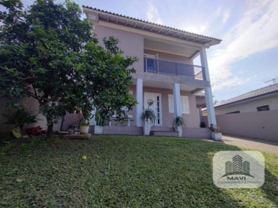 Casa de 2 andares no Bairro Cidade Nova