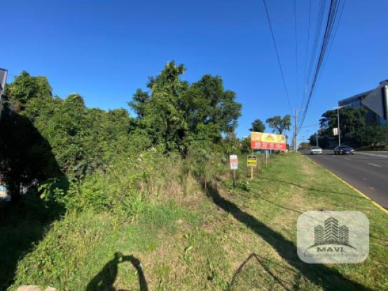 Terreno na Avenida Bom Jardim