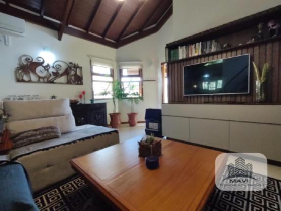 Casa Amarela Jardim do alto