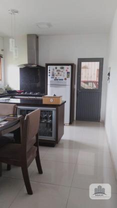 Casa de esquina em São José do Hortêncio