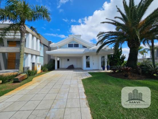 Casa a venda em Xangri-lá,