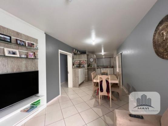 Casa a venda no bairro Vista Alegre, 924m²