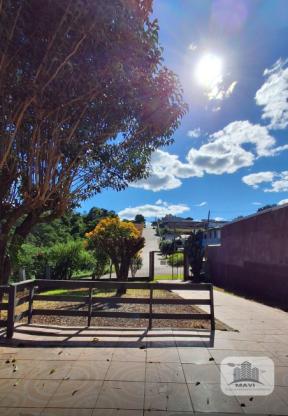 Casa a venda no bairro Jardim Buhler, 360m²