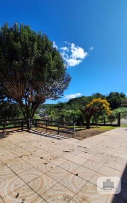 Casa a venda no bairro Jardim Buhler, 360m²