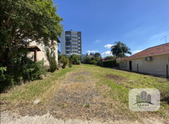 Terreno de 607m² no bairro Farroupilha