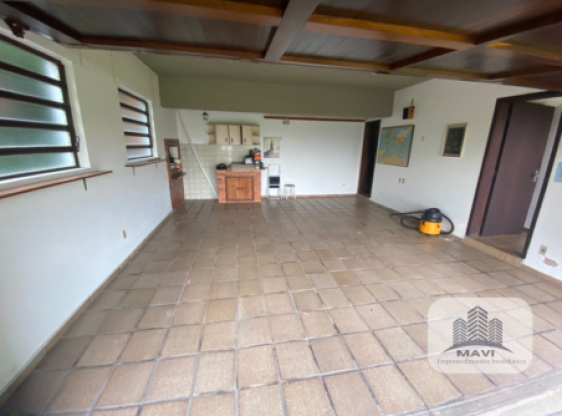 Casa no bairro Vista Alegre, 1.180m²