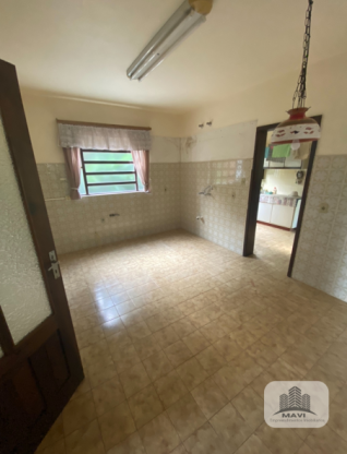 Casa no bairro Vista Alegre, 1.180m²