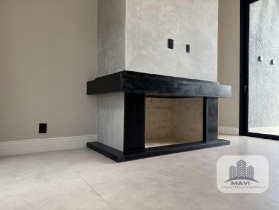 Casa a venda em Xangri-lá, 80m do mar