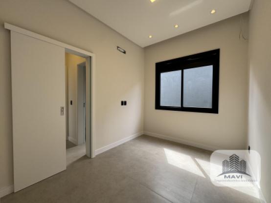 Casa a venda em Xangri-lá, 80m do mar