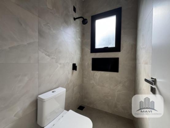 Casa a venda em Xangri-lá, 80m do mar