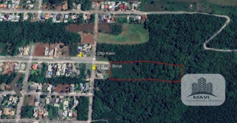 Área de terras no Jardim do Alto 