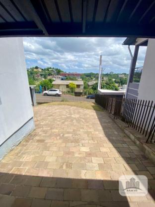 Casa de 2 andares no Bairro Bom Jardim