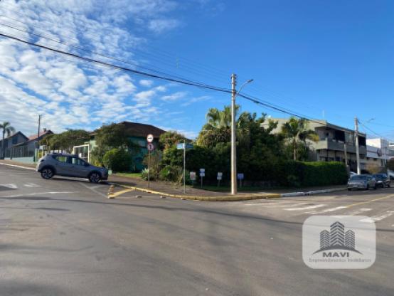 Terreno de esquina a venda em Ivoti, 720m²