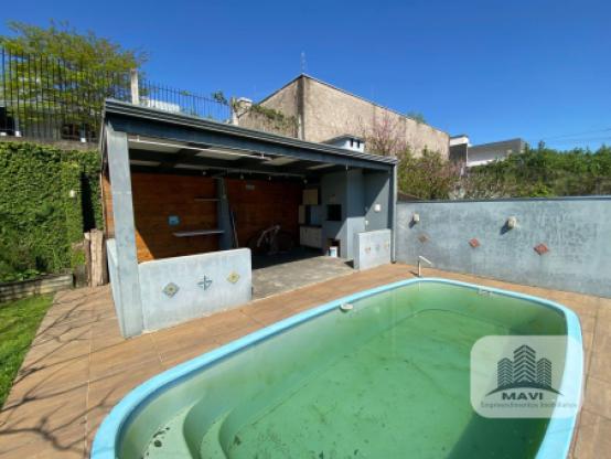 Casa a venda no Bairro Jardim Panorâmico, 402,18m²