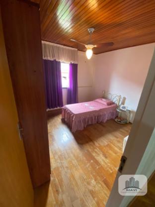 Casa mista a venda no Bairro São José, 405m²