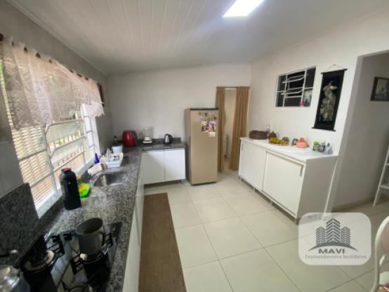 Casa mista a venda no Bairro São José, 405m²