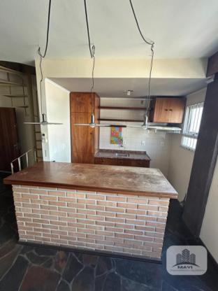 Edifício Comercial e Residencial Boubon, Duplex a venda 