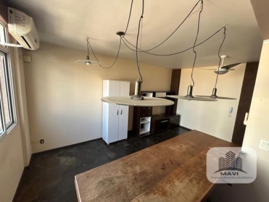 Edifício Comercial e Residencial Boubon, Duplex a venda 