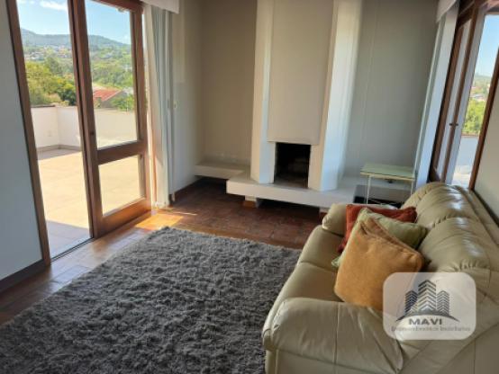 Casa de alto padrão a venda em Dois Irmãos, 1.440m²
