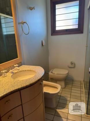 Casa de alto padrão a venda em Dois Irmãos, 1.440m²
