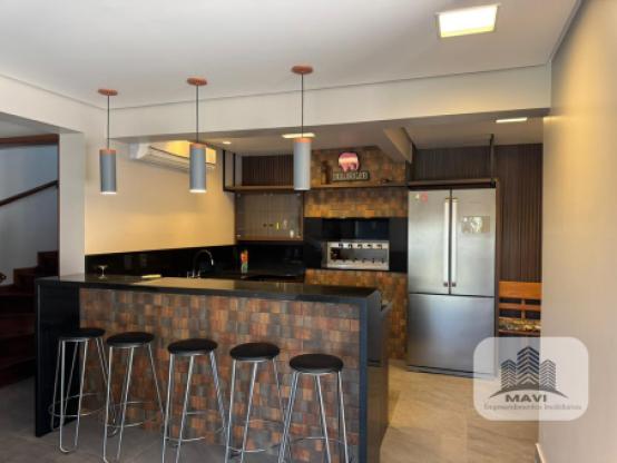 Casa de alto padrão a venda em Dois Irmãos, 1.440m²