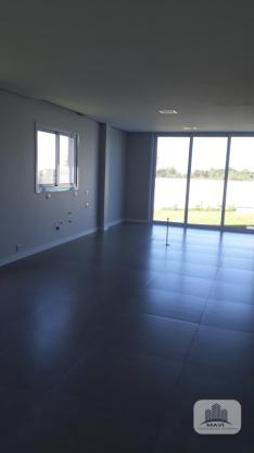Casa de alvenaria nova 380,70m²