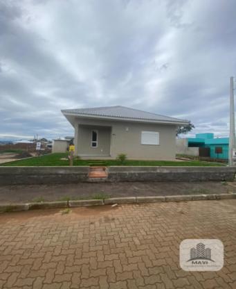 Casa de Esquina no Bairro Industrial, 325m²